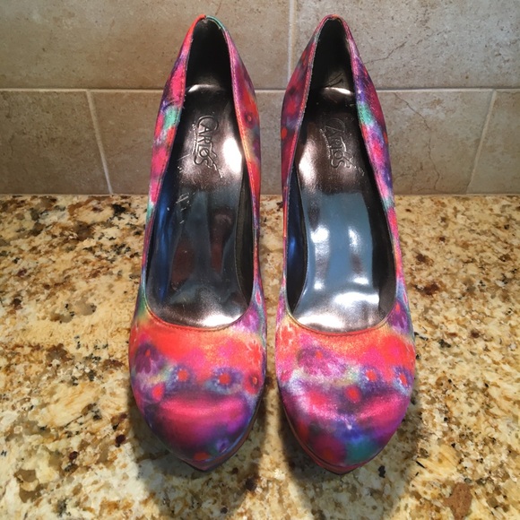 Rainbow pumps! - Picture 2 of 4